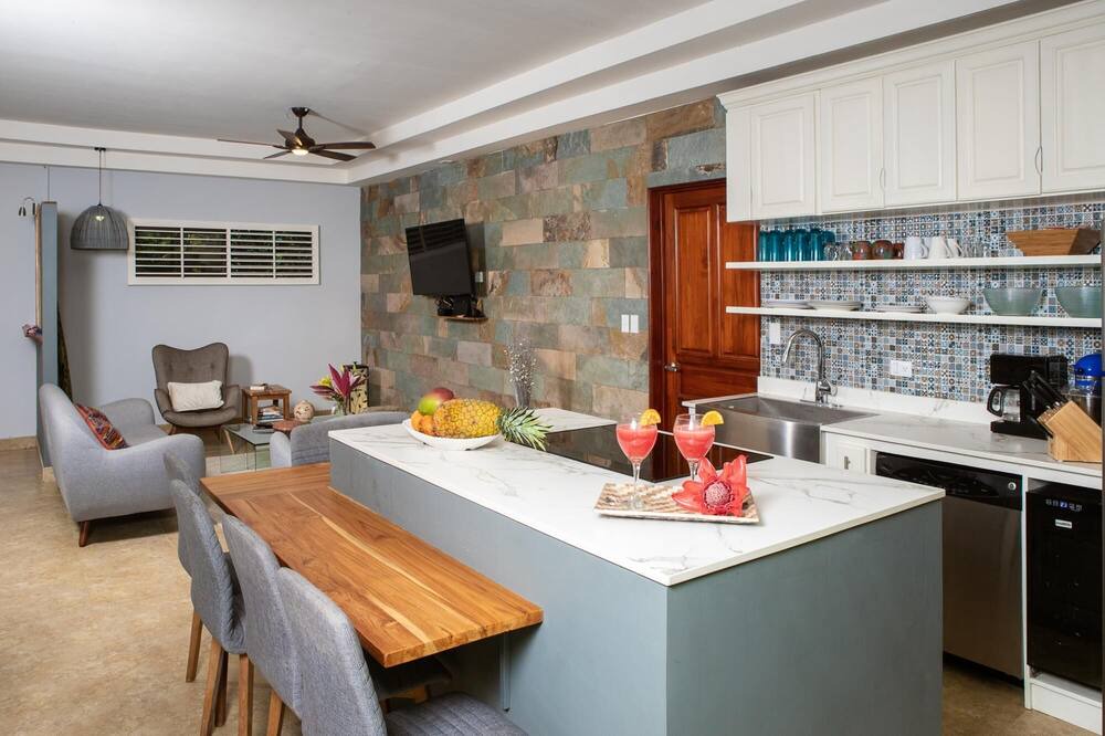 Photo of Kitchen in Quepos