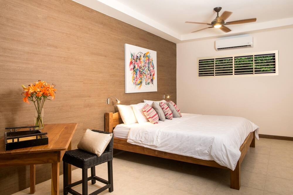 Photo of Bedroom in Quepos