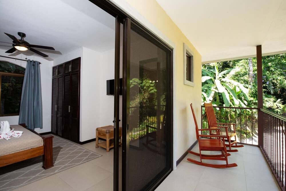 Photo of Bedroom in Quepos