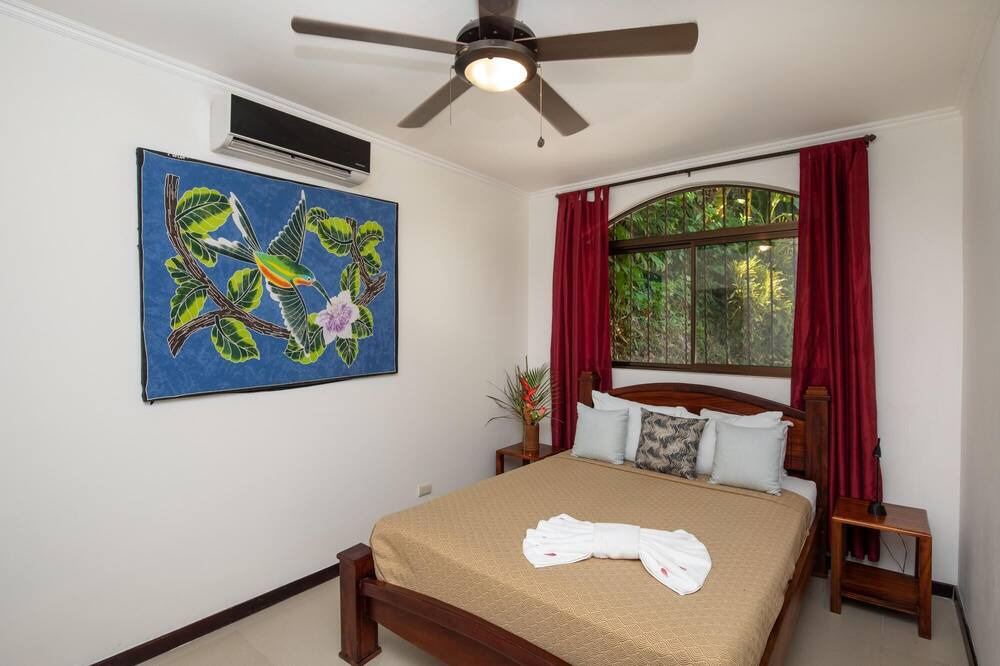 Photo of Bedroom in Quepos