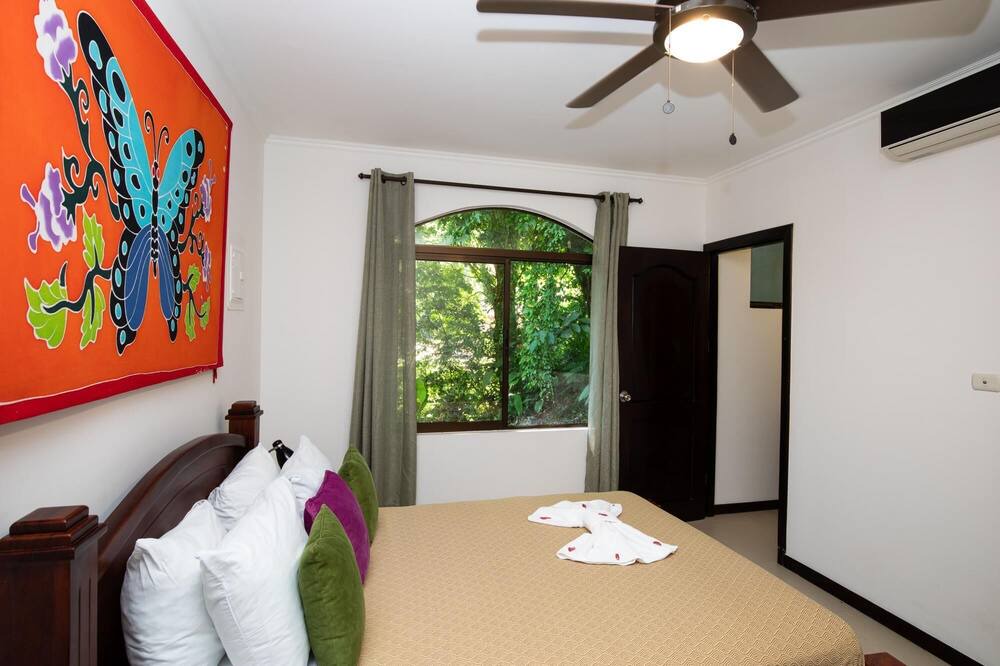 Photo of Bedroom in Quepos
