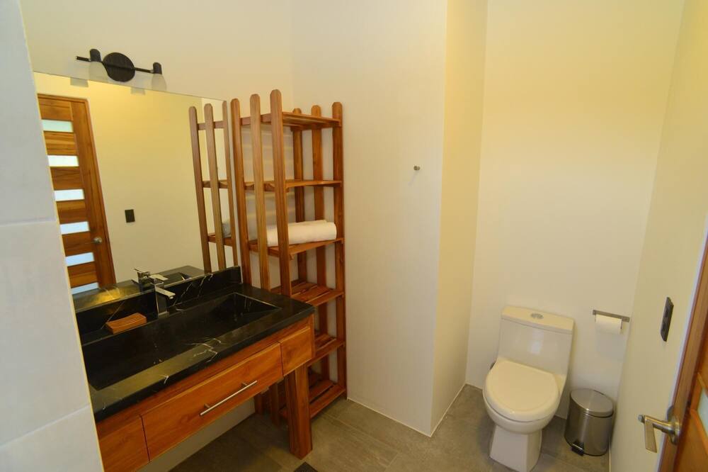 Photo of Bathroom in Quepos