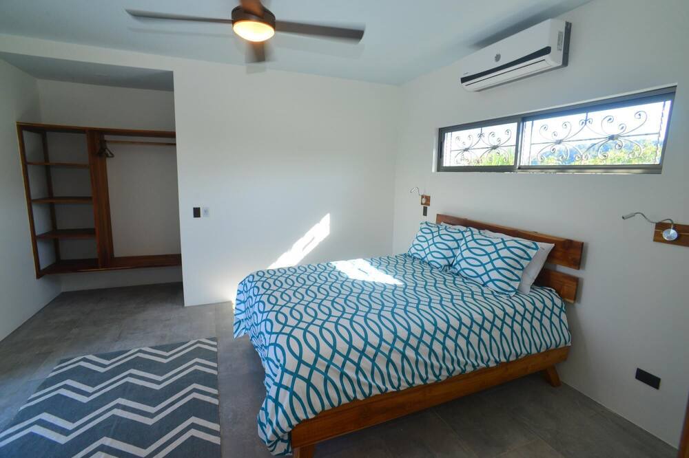 Photo of Bedroom in Quepos