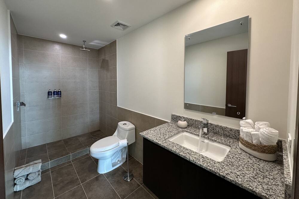 Photo of Bathroom in Heredia