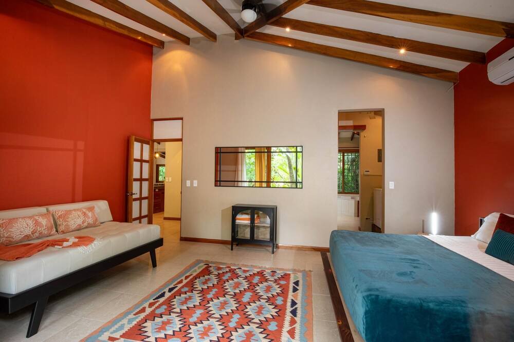 Photo of Bedroom in Quepos