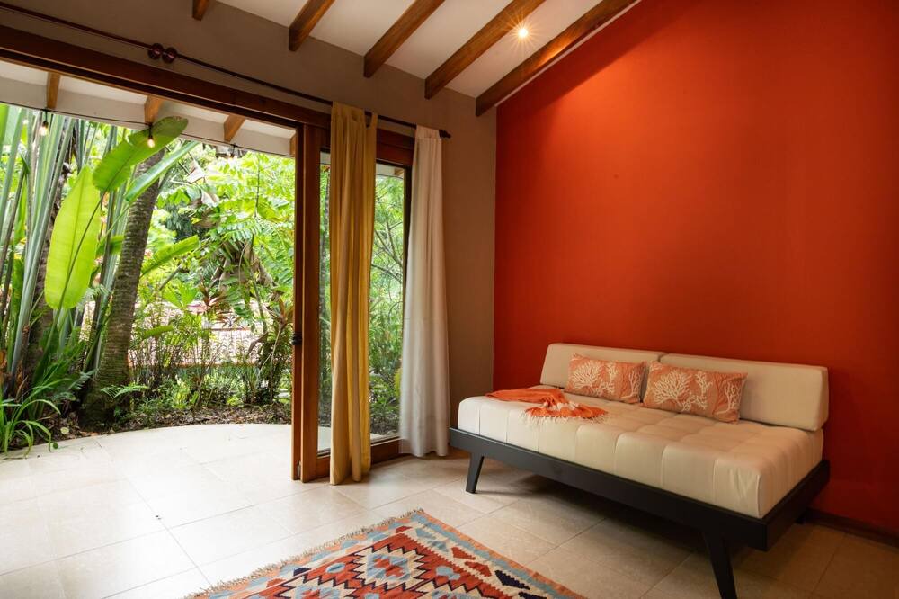 Photo of Livingroom in Quepos