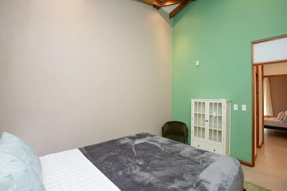 Photo of Bedroom in Quepos
