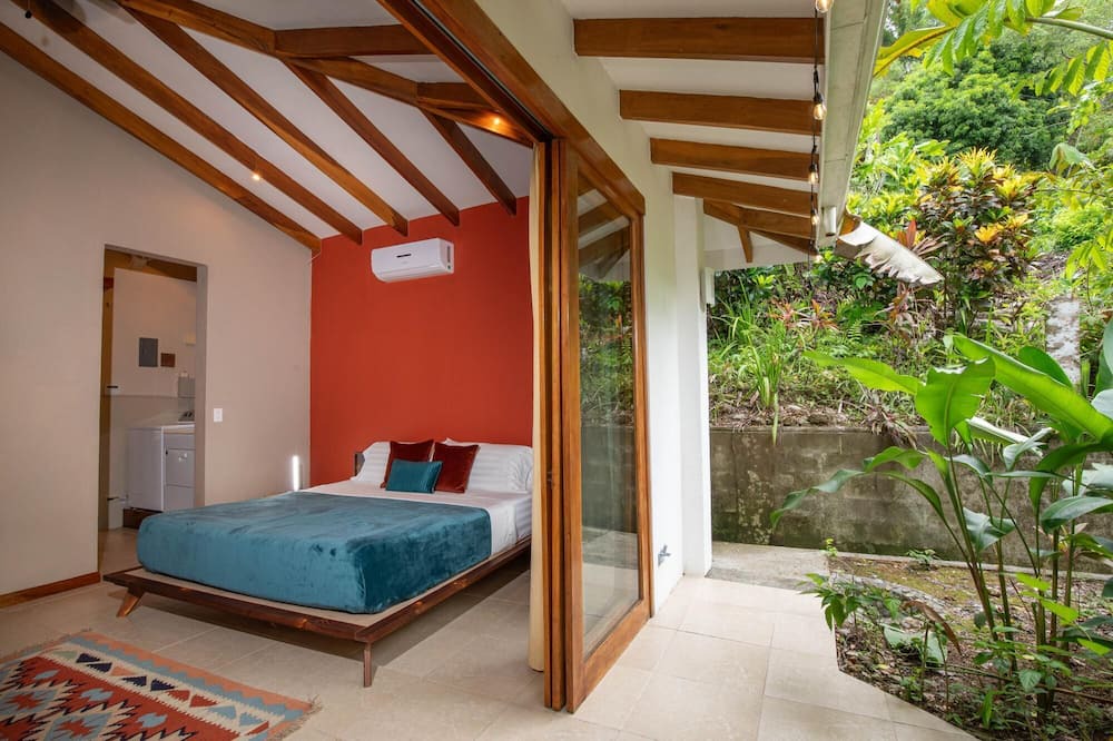 Photo of Bedroom in Quepos