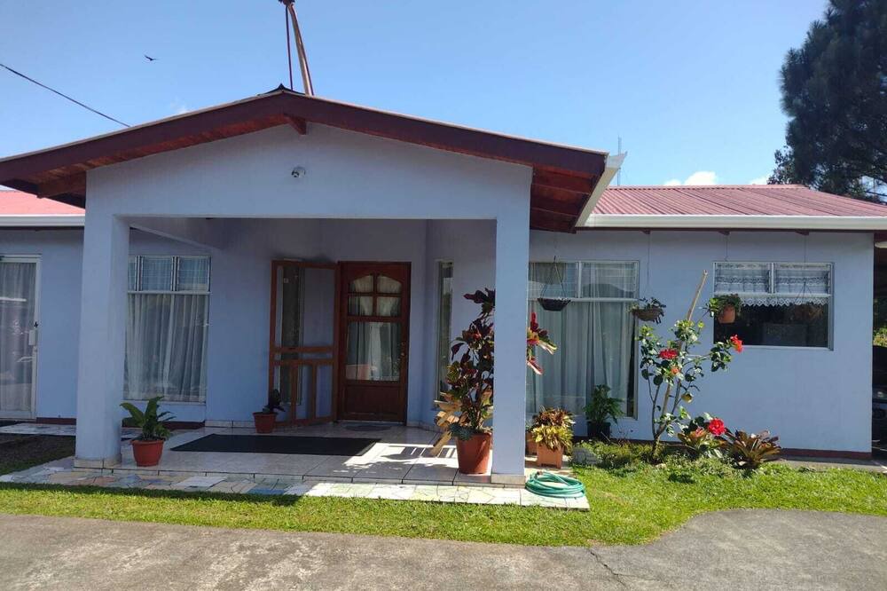 Photo of Outdoor in Nuevo Arenal