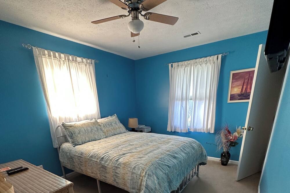Photo of Bedroom in Socastee