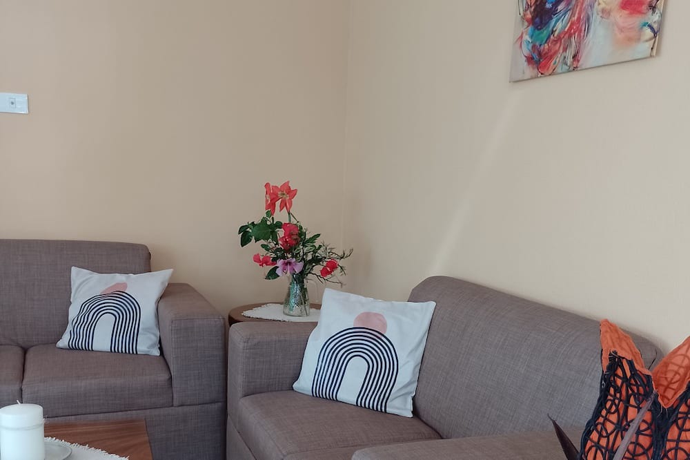 Photo of Livingroom in Miramar