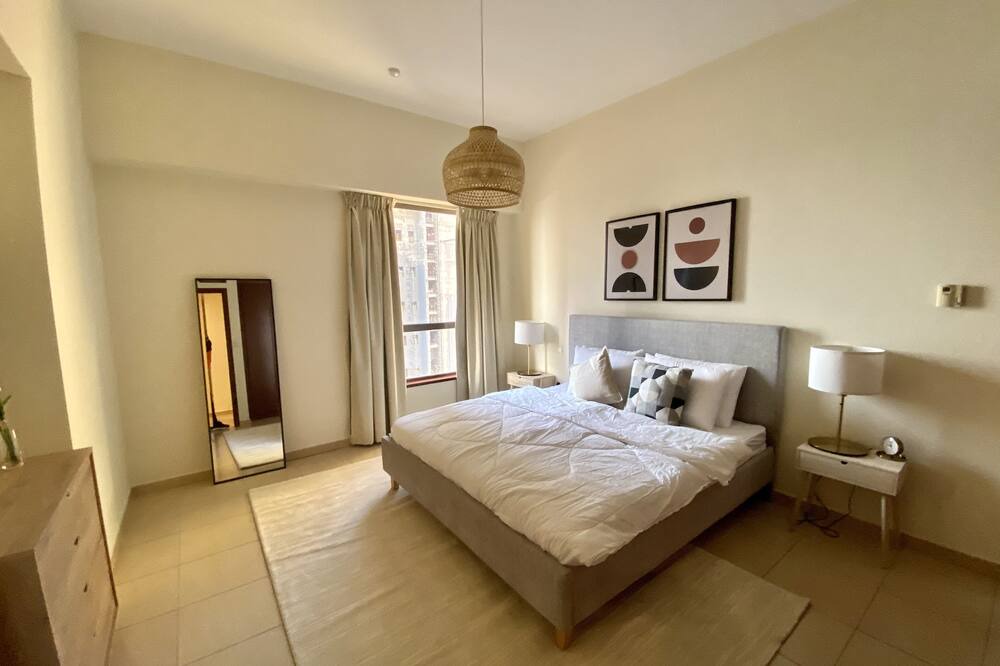 Photo of Bedroom in Umm Suqeim 1