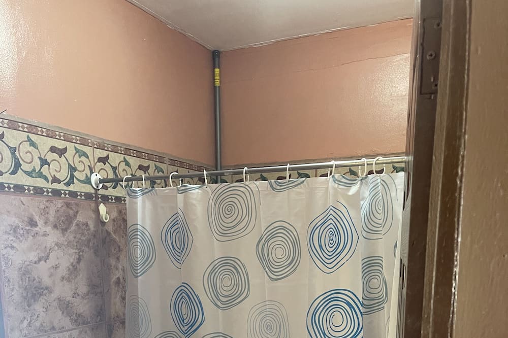 Photo of Bathroom in Carmen