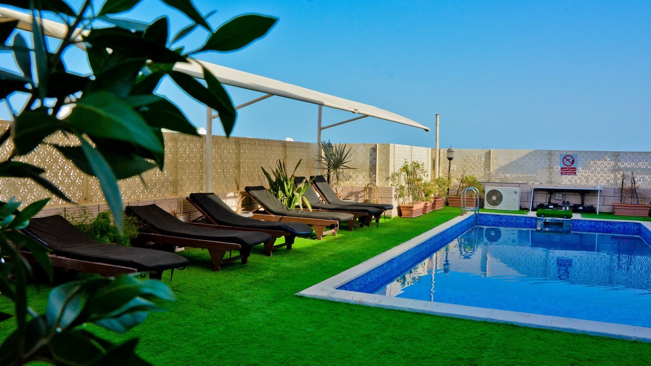 Photo of Patio Balcony in Al Ghubrah Ash Shamaliyyah