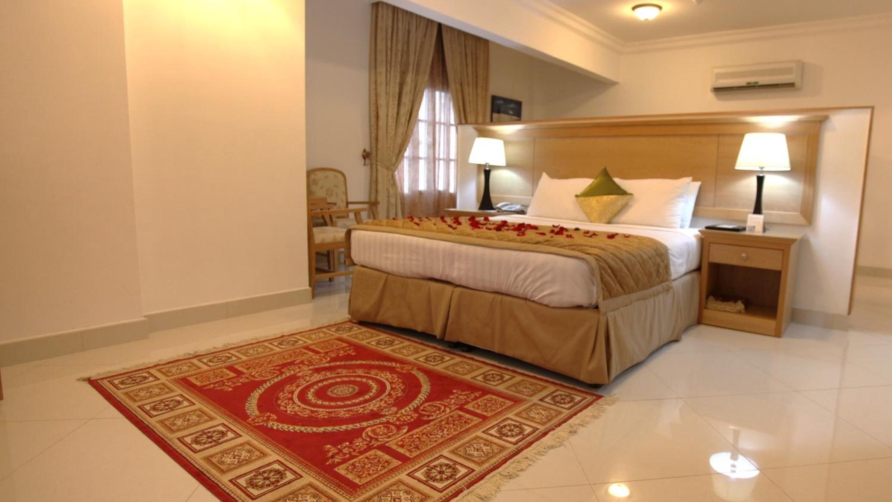 Photo of Bedroom in Al Ghubrah Ash Shamaliyyah