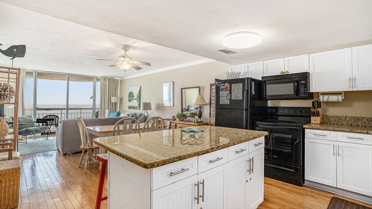 Photo of Kitchen in Garden City