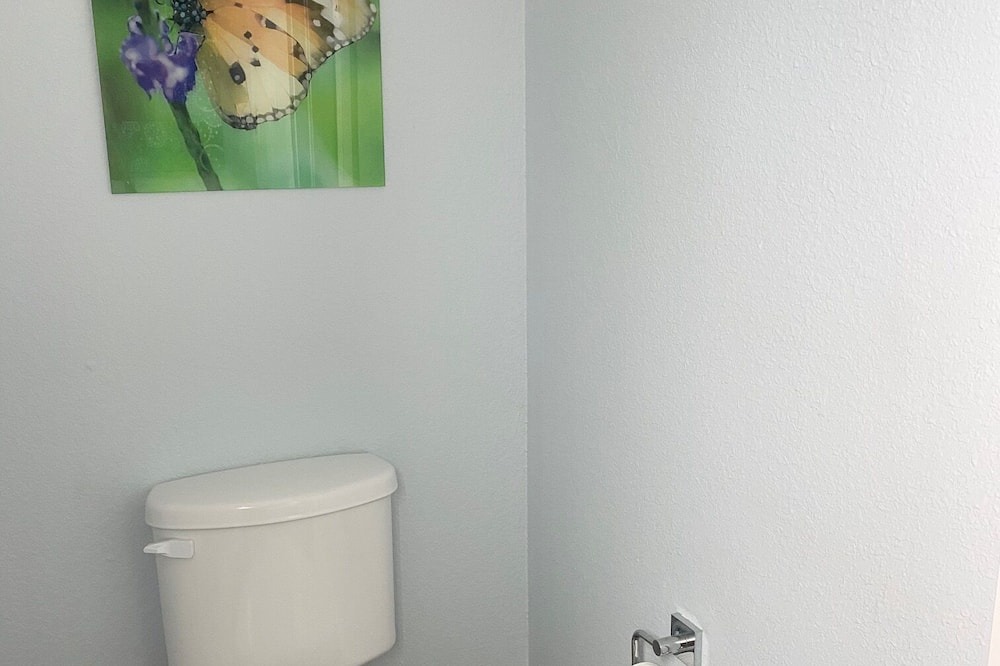 Photo of Bathroom in Terramar Beach