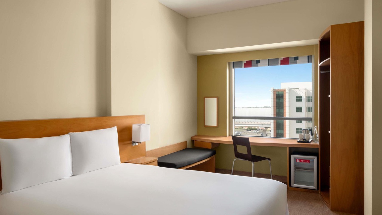 Photo of Bedroom in Al Barsha 1
