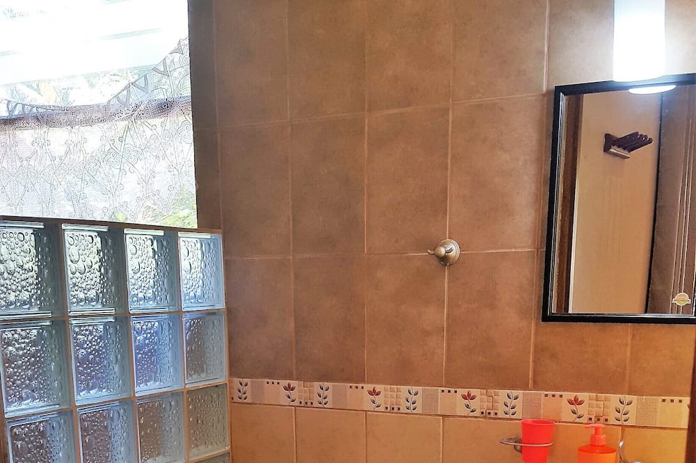 Photo of Bathroom in Playa Coyote