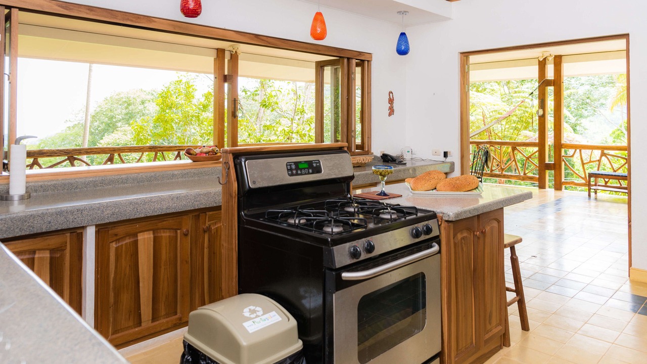 Photo of Kitchen in Portalon