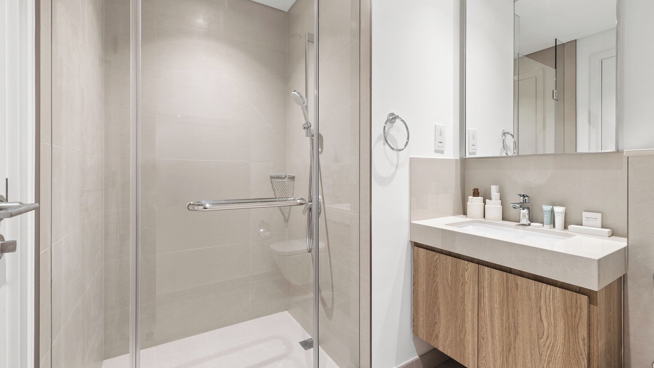 Photo of Bathroom in Za'abeel 2