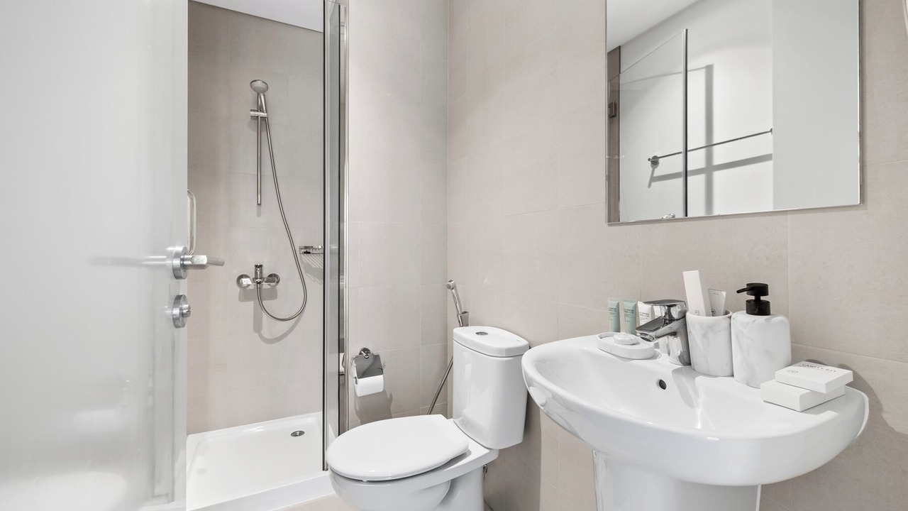 Photo of Bathroom in Za'abeel 2