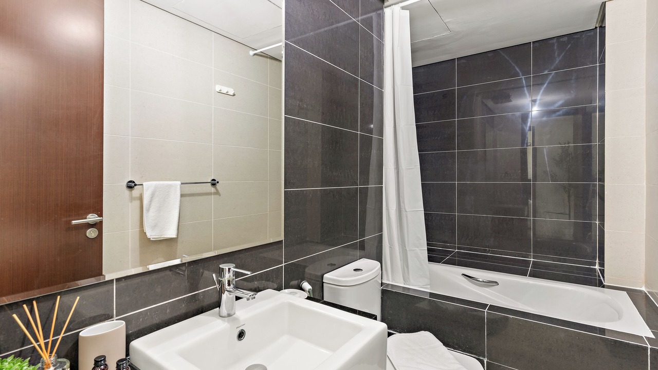 Photo of Bathroom in Al Barsha 1