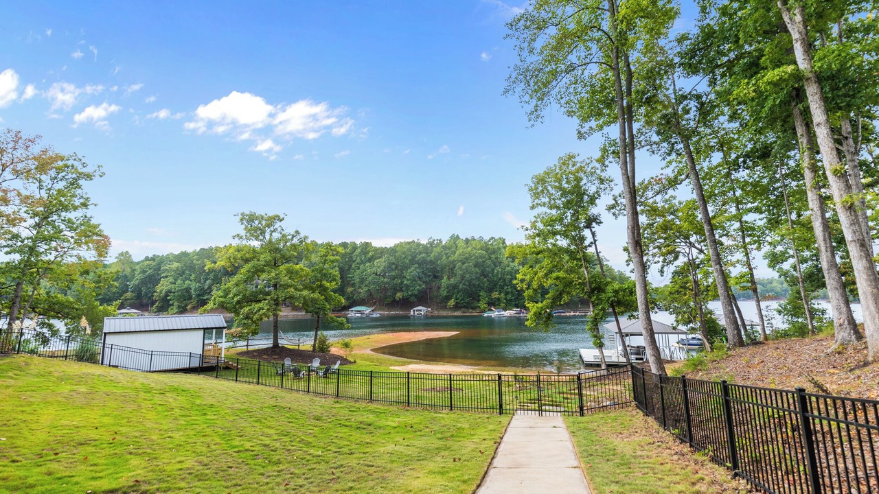 Photo of Outdoor in Six Mile