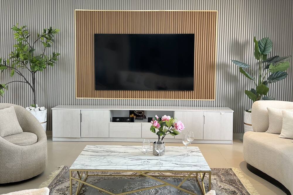 Photo of Livingroom in Jabal Ali 2