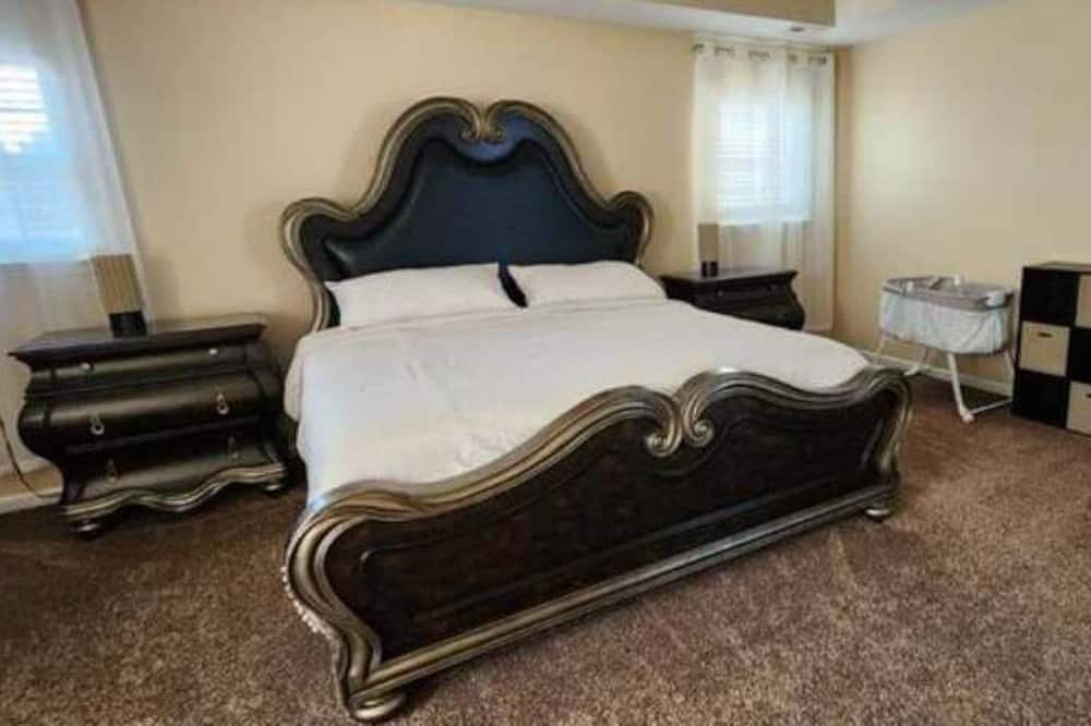 Photo of Bedroom in Campobello