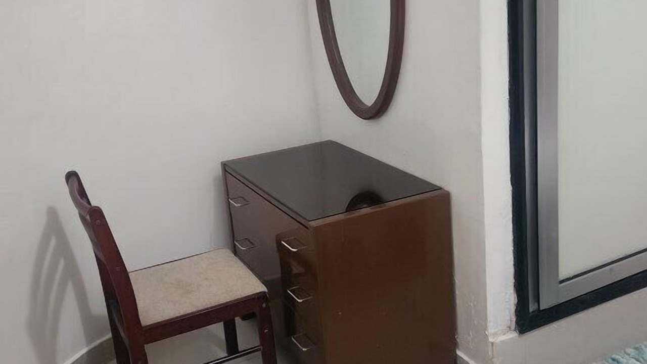 Photo of Bedroom in Qurm