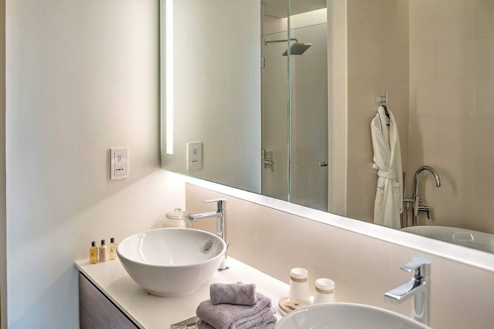 Photo of Bathroom in Jumeira 3