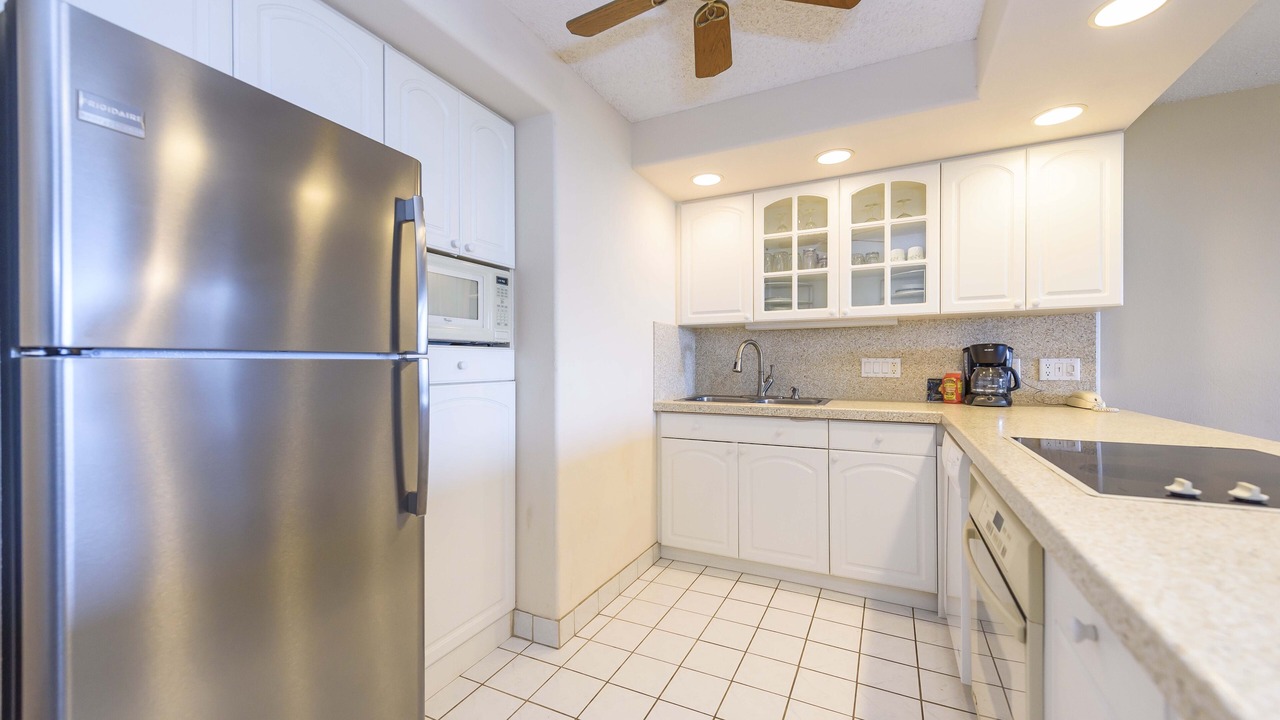 Photo of Kitchen in Kahana