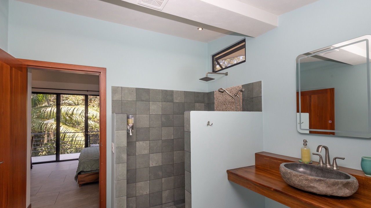 Photo of Bathroom in Quepos