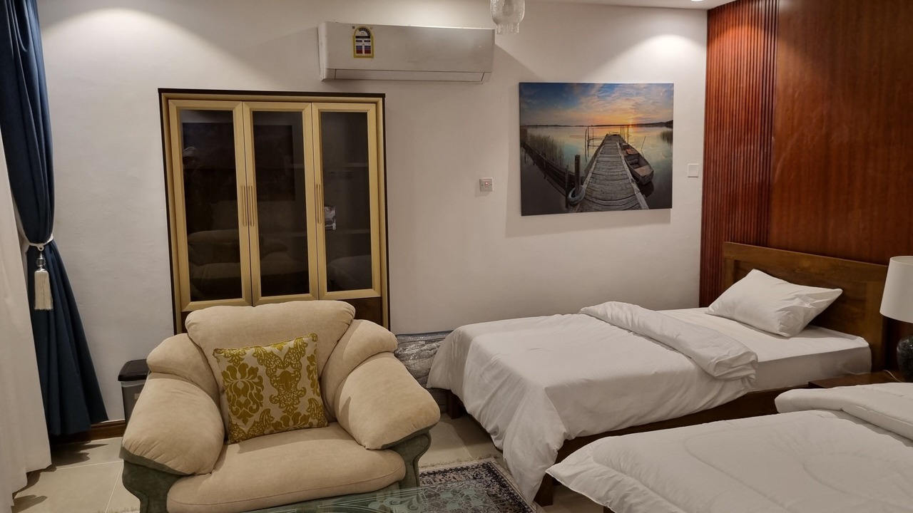 Photo of Bedroom in Azaiba