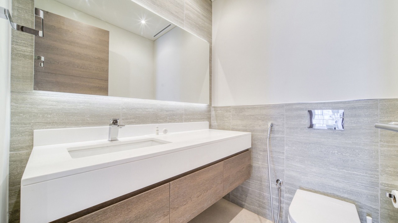 Photo of Bathroom in Dubai Maritime City