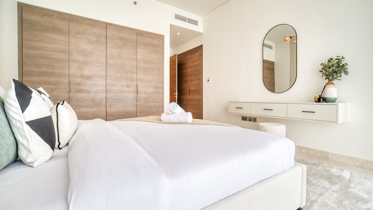 Photo of Bedroom in Dubai Maritime City