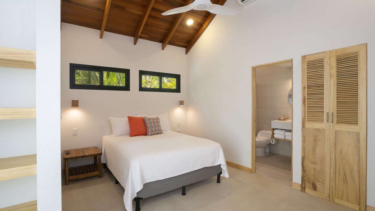 Photo of Bedroom in Playa Guiones