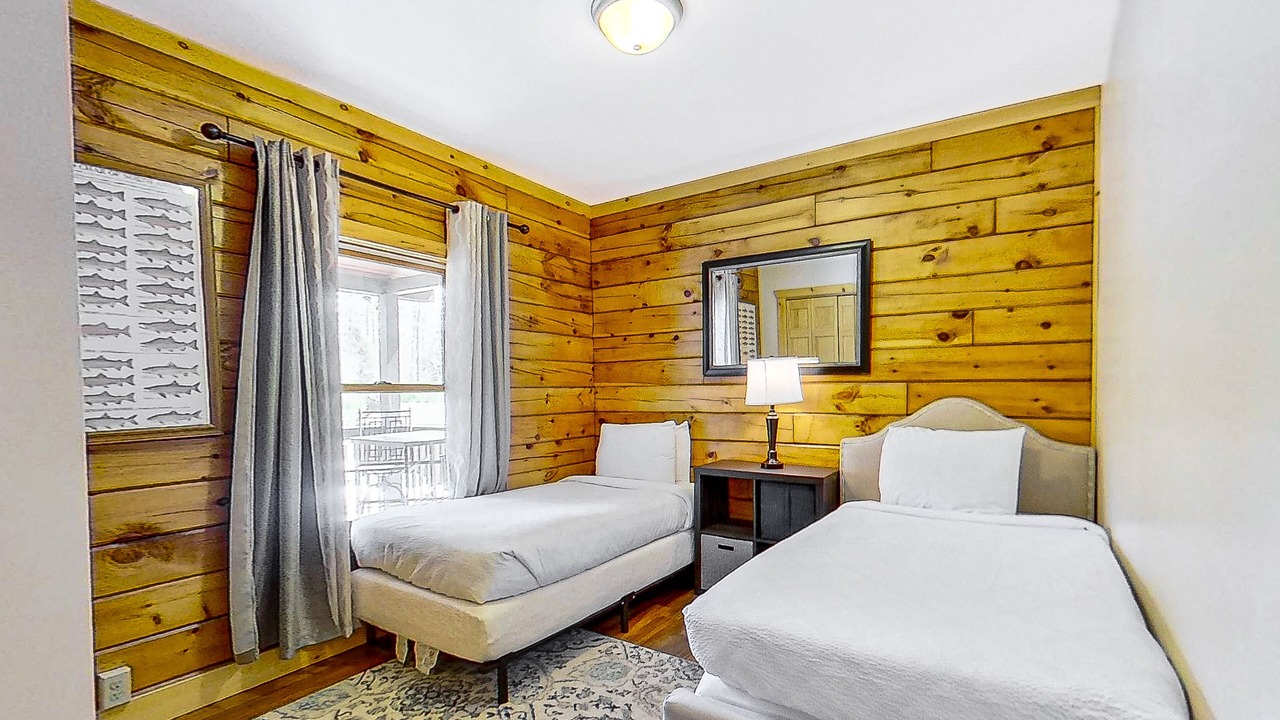 Photo of Bedroom in Warrensburg