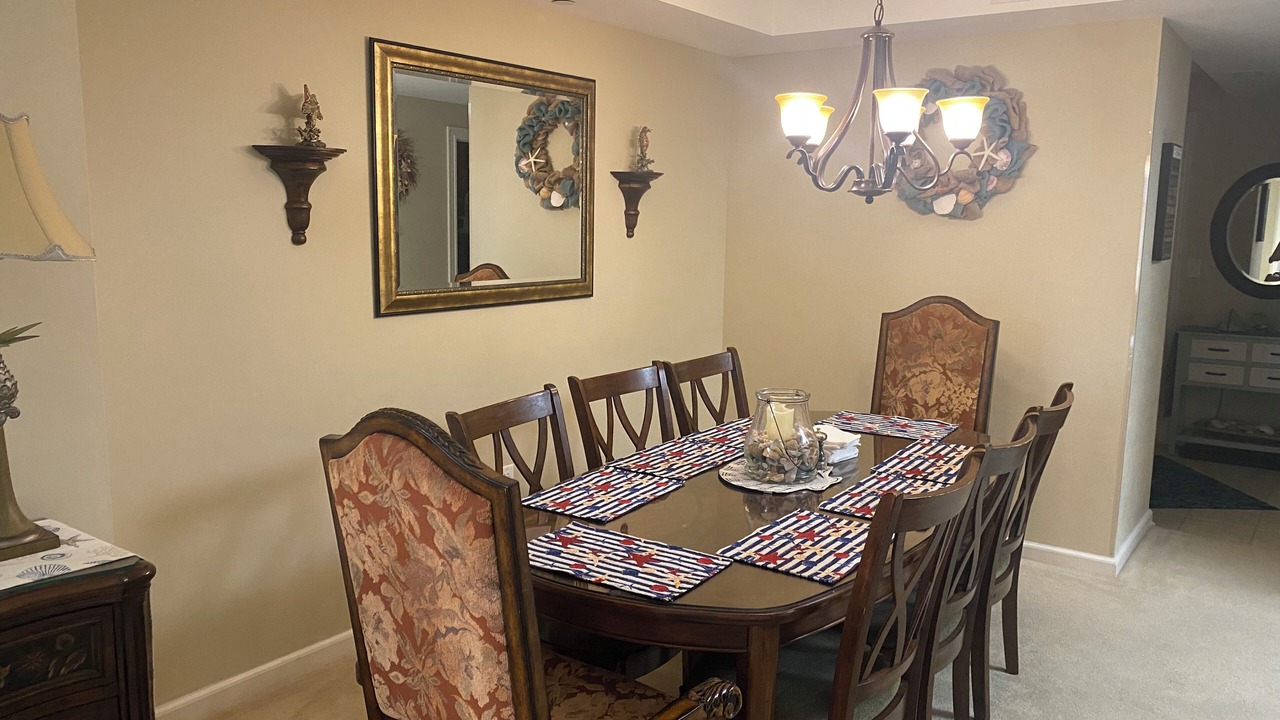 Photo of Bedroom in Arcadian Shores