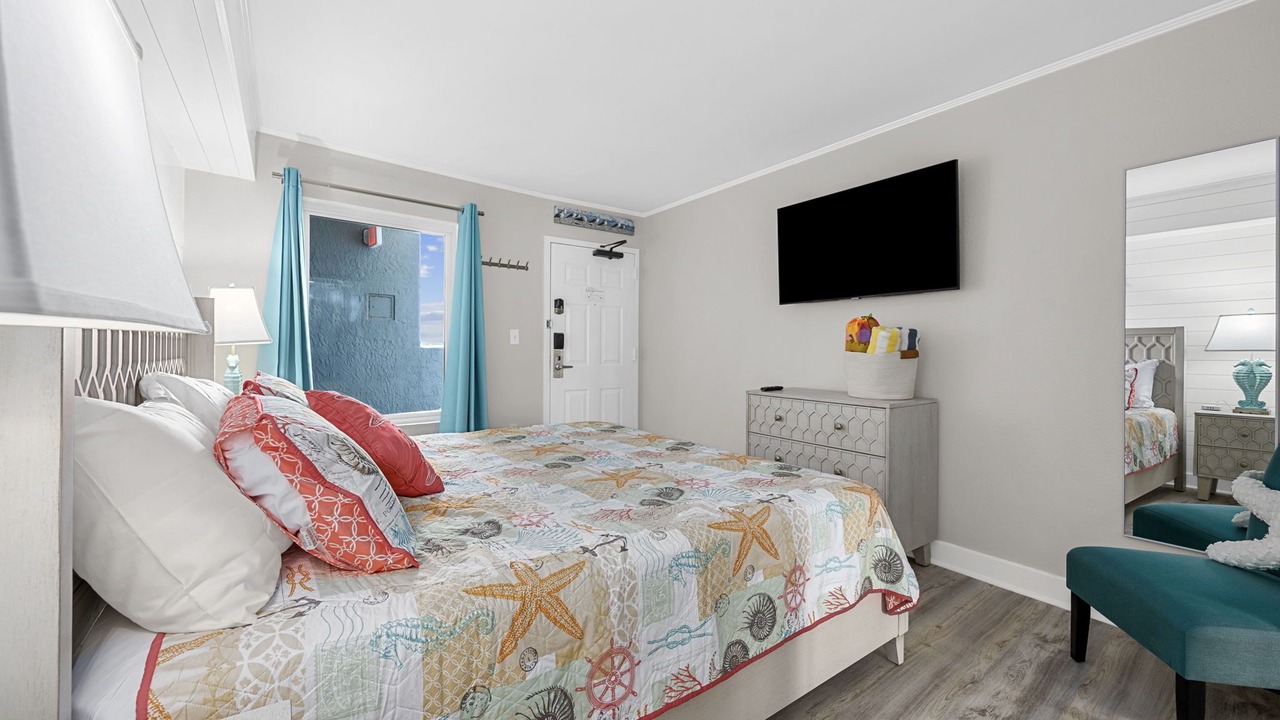 Photo of Bedroom in Arcadian Shores