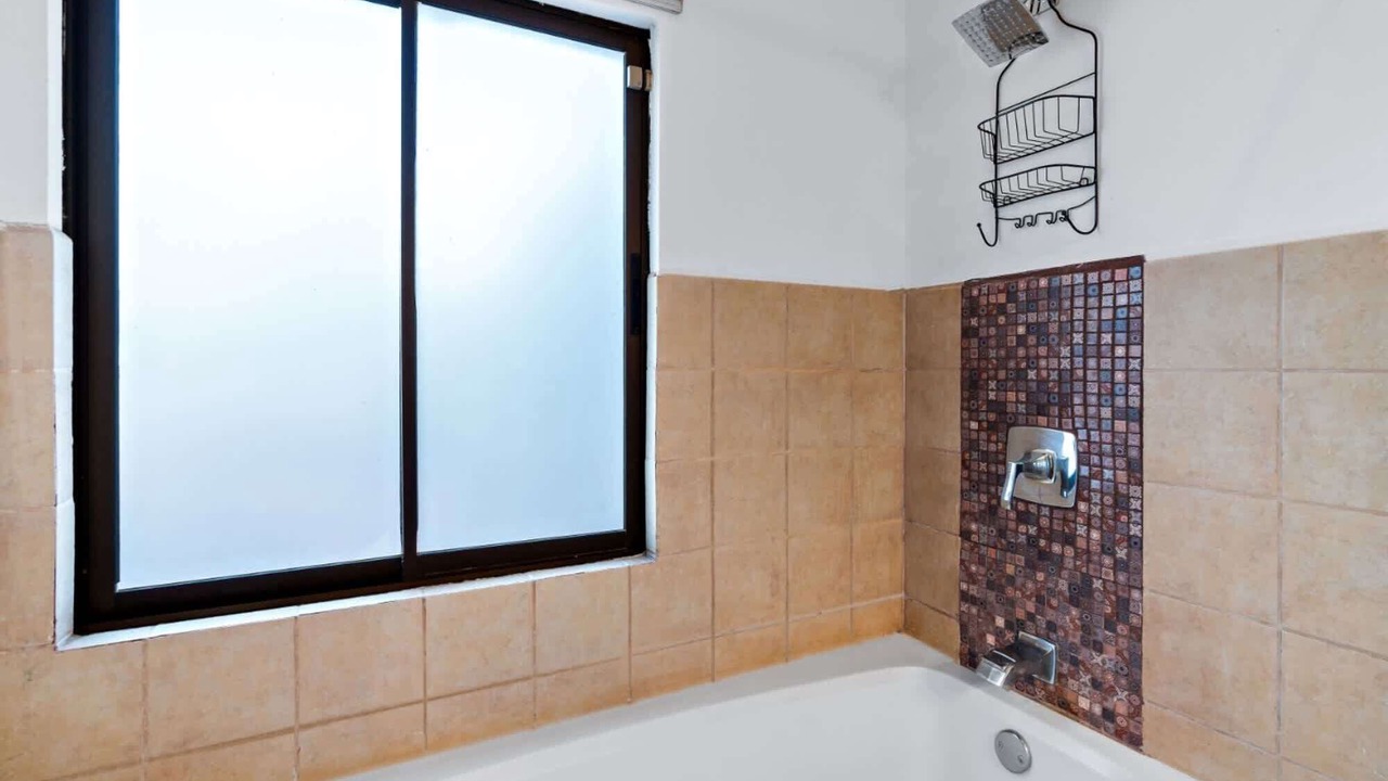 Photo of Bathroom in Potrero