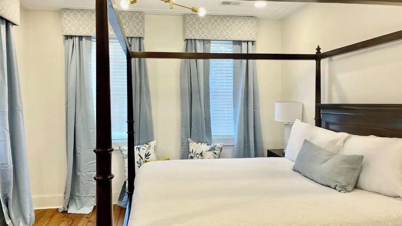 Photo of Bedroom in Westside