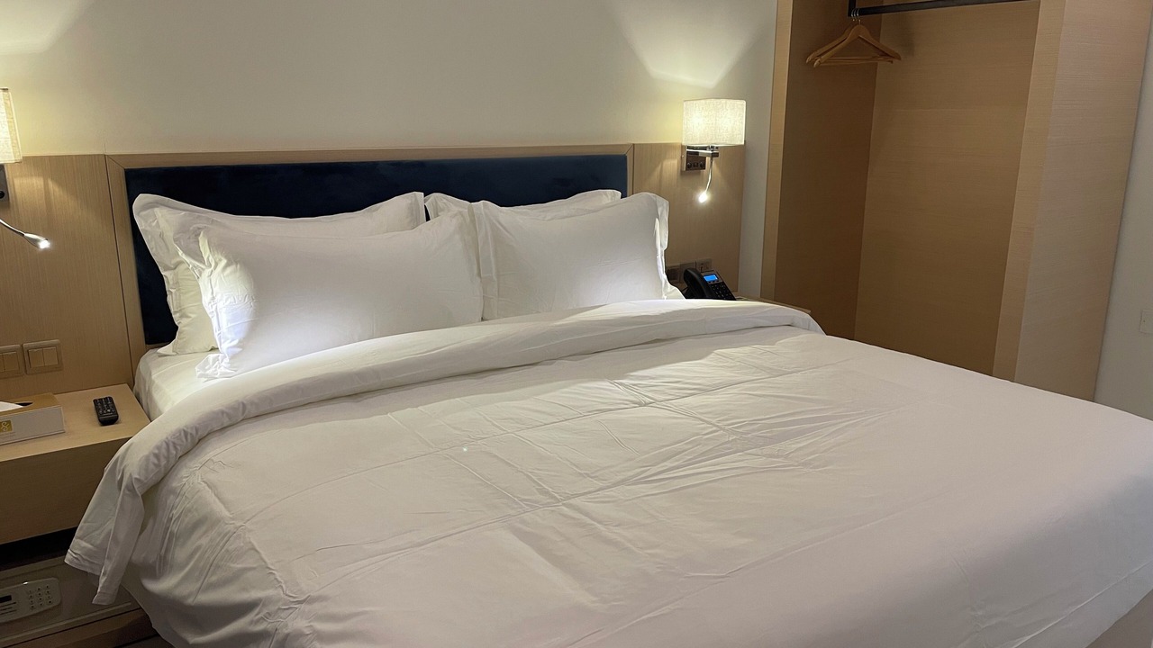 Photo of Bedroom in Duqm