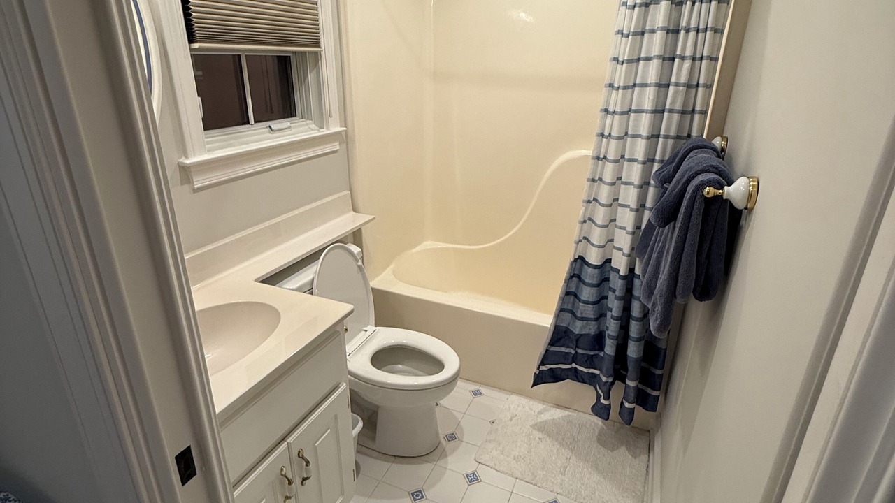 Photo of Bathroom in Eatonton