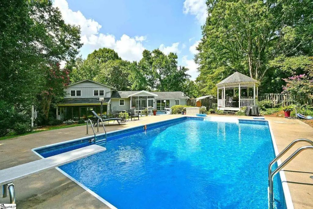 Photo of Outdoor in Easley
