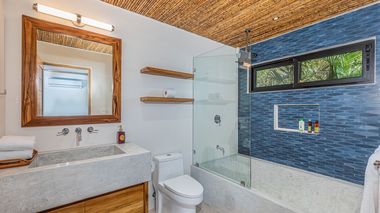 Photo of Bathroom in Playa Guiones