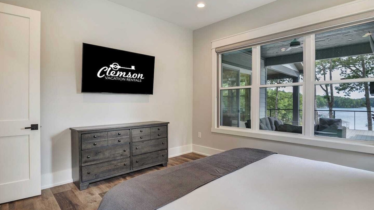 Photo of Bedroom in West Union