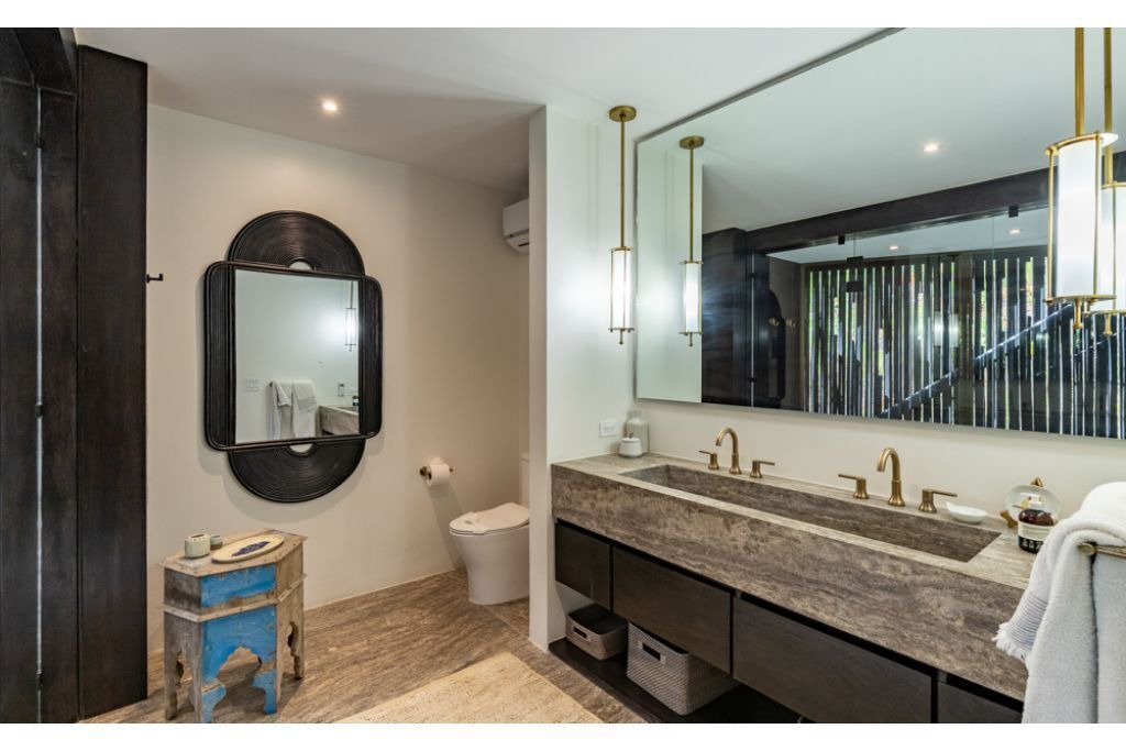 Photo of Bathroom in Playa Guiones