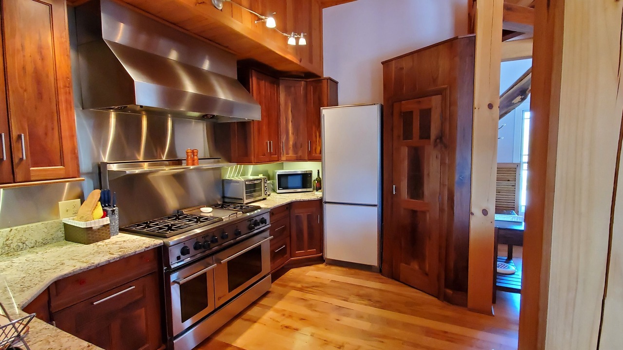 Photo of Kitchen in Six Mile
